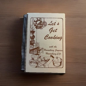 Harrisburg South Dakota Cookbook ethnic SD German Kuchen Christmas cookies VTG - Picture 1 of 24