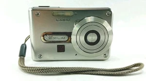 Casio EXILIM CARD EX-S100 Digital camera 3.2 Mpix optical zoom w/battery - Picture 1 of 20