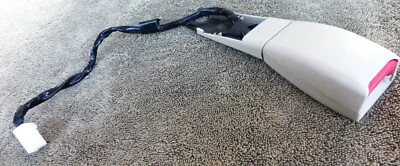 Lexus GS300 GS430 2001-2005 OEM hebilla de cinturón de seguridad del lado del pasajero delantero *derecha* Foto 1 de 4