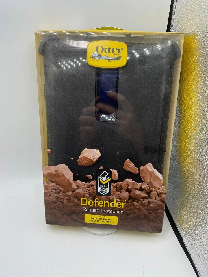 OtterBox Defender Case w/ Built-in Screen for Samsung Galaxy Tab A 10.5" (2018) - Image 1 of 1