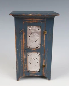 Armario de gelatina miniatura vintage artesanal CJ casa de muñecas rústico primitivo CJs - Imagen 1 de 12