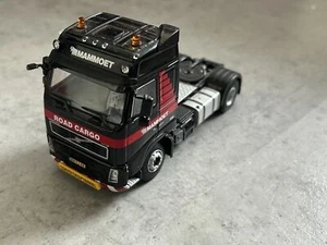 WSI 1:50 Mammoet Volvo FH12 2 assi - Foto 1 di 3