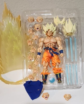 Camisa azul personalizada SH Figuarts Goku Legendary Super Saiyajin + Aura incluída - Imagem 1 de 4