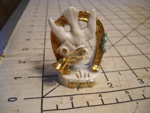Miniature Dove on Horse Shoe Figurine. White W/ Gold Trim. Germany 7735 - Picture 1 of 6