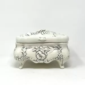 Vintage Trinket Box Holland Mold Vanity Ceramic Shabby Chic Hand Painted Lid - Picture 1 of 6
