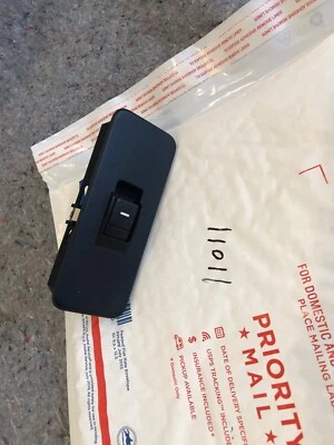 For Land Rover LR3 05-09 Intermotor Front Passenger Side Power Window Switch - Image 1 of 3