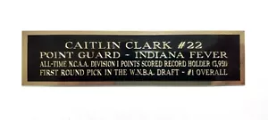 Targa Caitlin Clark Indiana Fever per una custodia maglia basket 1,5" x 6" - Foto 1 di 12