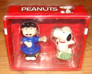 SNOOPY Beso LUCY AUGH! Salero y pimentero (6001032) de gres - Imagen 1 de 12