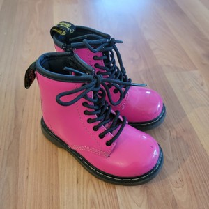 Las mejores ofertas en Niños Dr. Martens Rosa | eBay