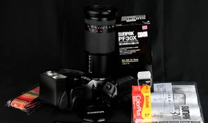 Minolta Alpha 7700i QD AF 35mm Film SLR c/w Cosina AF 28-210mm Lens & PF30X Kit - Picture 1 of 11