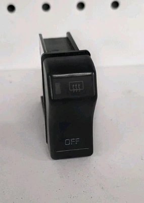 Interruptor de descongelación trasero Toyota Supra MK3 1989-92 OEM  Foto 1 de 4