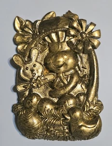 PILLSBURY DOUGHBOY POPPIN' FRESH EASTER FAUX BRASS MAGNET Willabee & Ward 2009 - Picture 1 of 3
