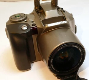 Olympus IS-30 DLX 28-110mm Zoom Lens High-Power Twin Flash Camera - Picture 1 of 12