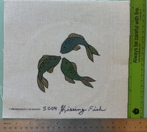 Kissing Fish, hand painted, needlepoint canvas, NEW, 18 Count - Picture 1 of 6