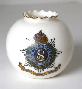 W.H. Jarrón de porcelana antiguo Goss Stoke on Trent Cresta Ware Army Service Corps - Imagen 1 de 5
