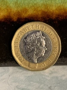 Moneda de una libra de la reina Isabel II 2016 sin clasificar - Imagen 1 de 3