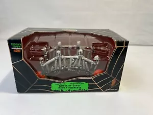 Lemax Spooky Town Table Accent BRIDGE OF BONES in Box Retired 2007 Halloween - Picture 1 of 4