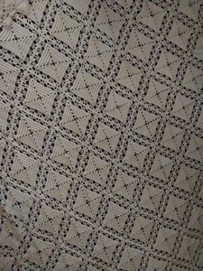 Colcha de encaje de ganchillo con patrón cuadrado vintage Cottagecore 84"x92" - Imagen 1 de 3