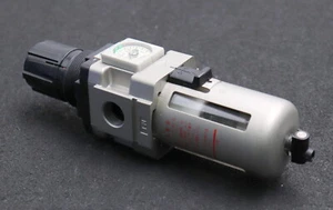 SMC Druckluftminderer AW30-F03E 0,05-0,85MPa gebraucht - Picture 1 of 8