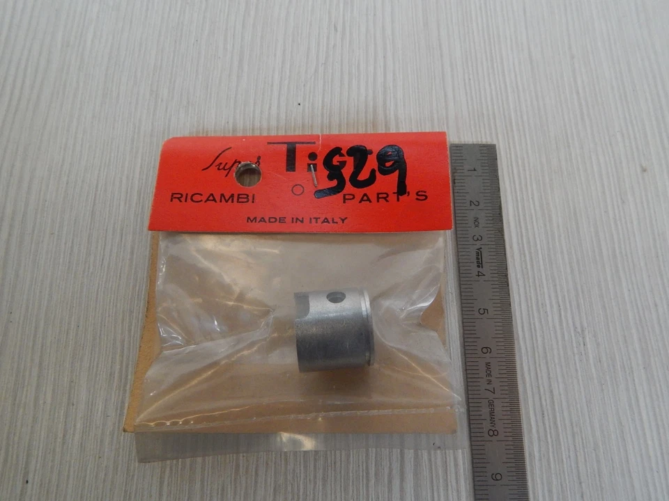 2202099 SUPERTIGRE S29 PISTONE SENZA FASCIA NOS SUPER TIGRE RC  - Immagine 1 di 2