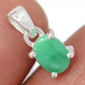 Natural Emerald 925 Sterling Silver Pendant Jewelry CP69840 - Picture 1 of 1