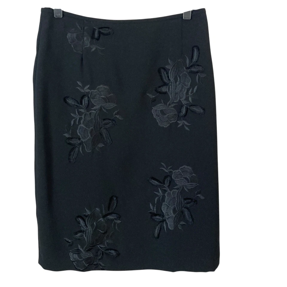 Tahari Arthur Levine Skirt Womens 6 Floral Embroidered Black  - Image 1 of 4