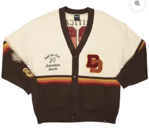 Heroes&VillainsDUNGEONS & DRAGONS ROLL THE DICE RETRO VARSITY CARDIGAN SZ SMALL - Picture 1 of 16