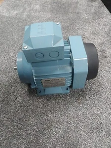 abb 3 phase induction motor 9mm shaft 0.9kw 230 400v m2va56b 4 - Picture 1 of 5