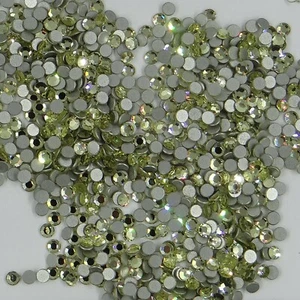 2000 SS7 J : 50 strass Swarovski fond plat SS7(2,2mm) JONQUIL - Picture 1 of 4
