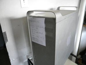 Apple A1186 Mac Pro 2X Xeon E5150 @ 2.66GHz 2C 6GB 500GB nVidea GEFORCE 7300 GT - Picture 1 of 4