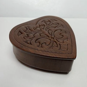 Wood Heart Trinket Box Hand Carved Lidded Jewelry Stash Engagement Ring Vtg - Picture 1 of 10