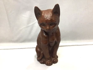 Vintage 6 1/4” tall Red Mill Mfg. Wood Look Resin Cat/Kitty - Picture 1 of 4
