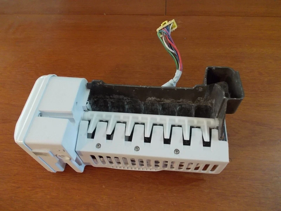 Samsung Fridge Freezer Ice Maker (DA9711092A)