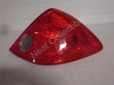 Luz trasera sedán de 4 puertas Pontiac G6 2005-2010 para mano derecha NOS OEM Foto 1 de 4