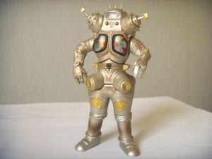 1 BRAND NEW King Joe ULTIMATE MONSTERS 2007 Ultra Man - Picture 1 of 3