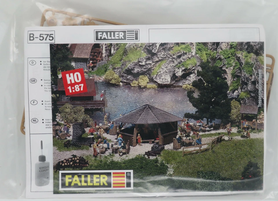 FALLER Ho 1/87 Modelo Plaza B-575 Barbacoa Sitio Building Nuevo Bolsa Sellado - Imagen 1 de 2
