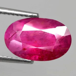 3.28Ct. Natural Gemstone Ruby Pinkish Red Oval Normal Heated Tanzania Sparkling - Picture 1 of 7