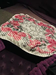 Pink, Gray, White, Floral, Print 35 wide. - Picture 1 of 3
