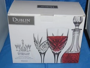 From Shannon/Godinger, a 5 piece wine decanter and glasses in the Dublin pattern - Picture 1 of 8