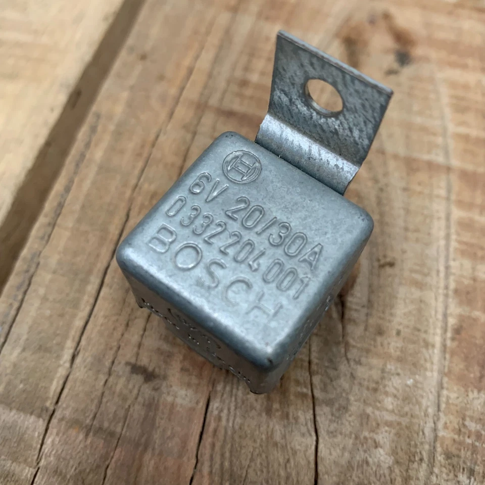 罕见 NOS 大众 Karmann Ghia Bosch 6 伏喇叭继电器 1961 - 66 — 第 1/4 张图片