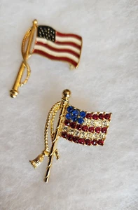 Pr Vtg Flag Brooch Brooches Red White Blue Rhinestones Enamel Goldtone - Picture 1 of 2