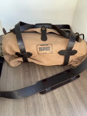 Bolso de Lona Barking Irons X Red Dead Redemption 2 Cuero Edición Limitada Foto 1 de 4