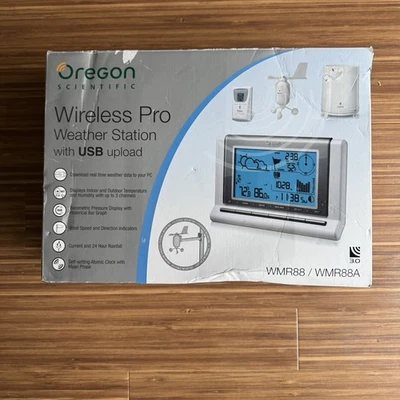 Oregon Scientific Wireless Pro Weather Station with USB Upload WMR88/WMR88A - Image 1 of 4