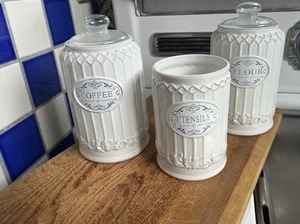 Pier 1 French,Country,Shabby,Farmhouse Chic Antique White Stoneware Set of 3 - Picture 1 of 6