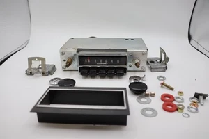 Vintage Volkswagen Blaupunkt Car Radio Model 1071 As Is For Parts - Picture 1 of 21