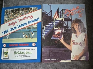 Tulsa Drillers Souvenir Program 1982 1985 1987 1988 1989 Baseball Tulsa Oklahoma - Bild 1 von 9