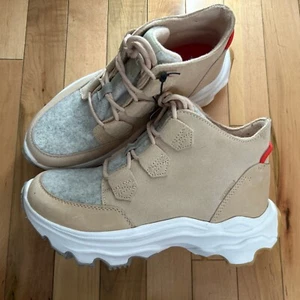 NEW Sorel Women's Kinetic Breakthru Caribou Waterproof boot  Nova Sand- Size 7.5 - Picture 1 of 7