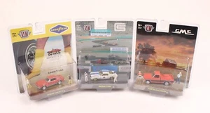 M2 Machines Diorama GMC Sierra Classic 15-Shelby GT 350 Chase-67 Camaro lot of 3 - Picture 1 of 8