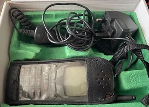 Teléfono móvil Nokia 2146 vintage (ORANGE 5.1 NHK-4RY) - en caja original + estuche - Imagen 1 de 7
