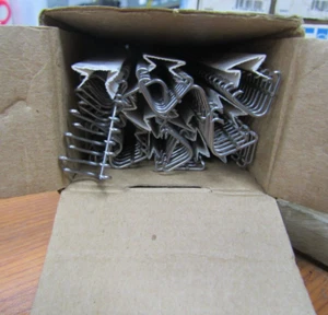 💥12) NEW CLIPPER FLEXCO UX1SPS12 UNIBAR 430 STAINLESS STEEL HOOKS 01184 - Picture 1 of 3